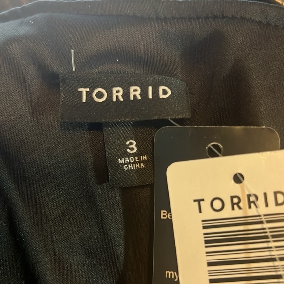 Torrid Peplum Faux Fur Leather Lace Up Top Size 3x NWT Goth Steampunk Rockabilly - Picture 10 of 10